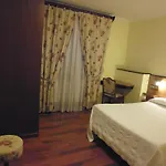 Hotel Cruceiro Do Monte