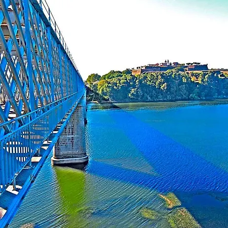 Cruceiro Do Monte