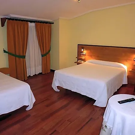 Cruceiro Do Monte Hotel *