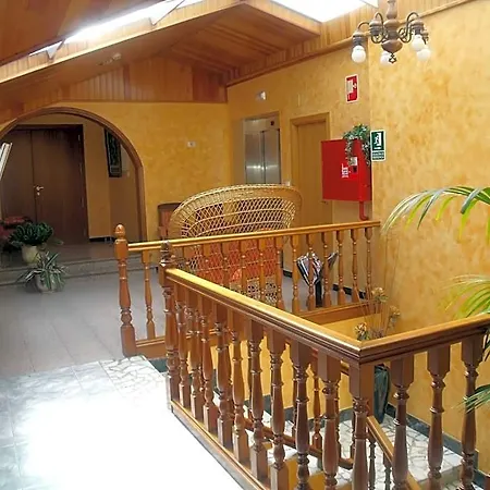 Cruceiro Do Monte Hotel Tui