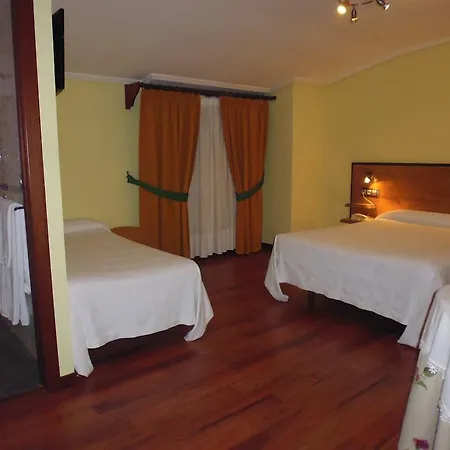 Hotel Cruceiro Do Monte