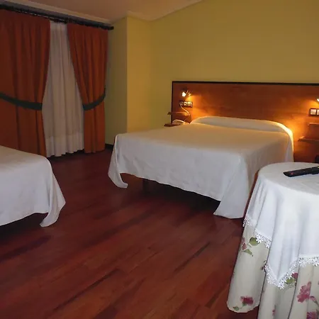 Hotel Cruceiro Do Monte *