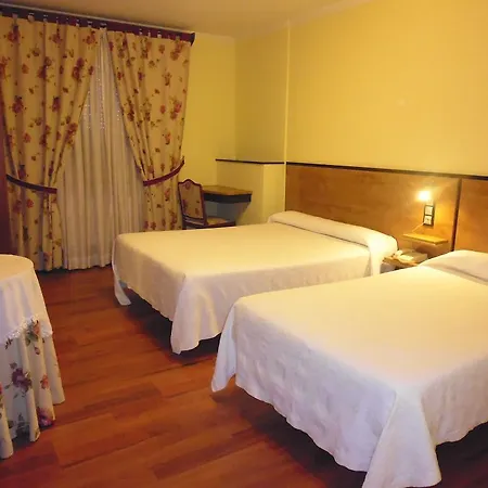 Hotel Cruceiro Do Monte Tui