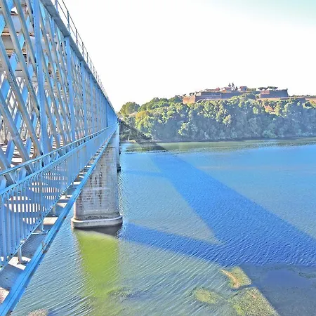 Hotel Cruceiro Do Monte *