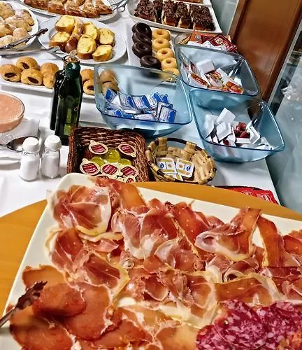 Otel Cruceiro Do Monte Tui